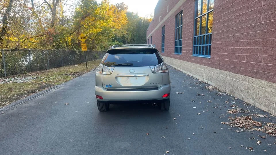 2007 Lexus RX 2nd Gen - Image 4 of 20