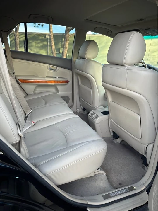 2007 Lexus RX 2nd Gen - Image 7 of 10