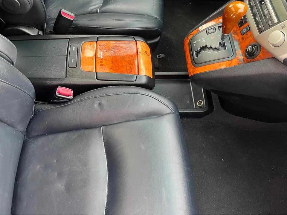 2007 Lexus RX 2nd Gen - Image 5 of 19