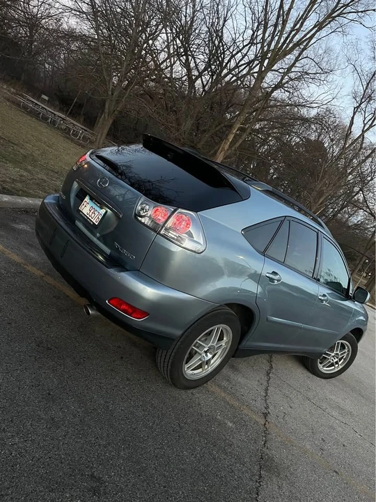 2007 Lexus RX 2nd Gen - Image 5 of 15
