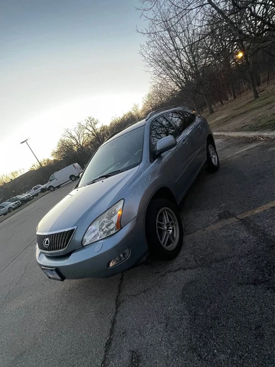 2007 Lexus RX 2nd Gen - Image 3 of 15