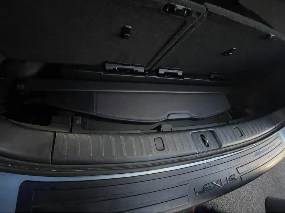 2007 Lexus RX 2nd Gen - Image 11 of 15