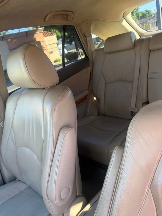 2007 Lexus RX 2nd Gen - Image 3 of 20