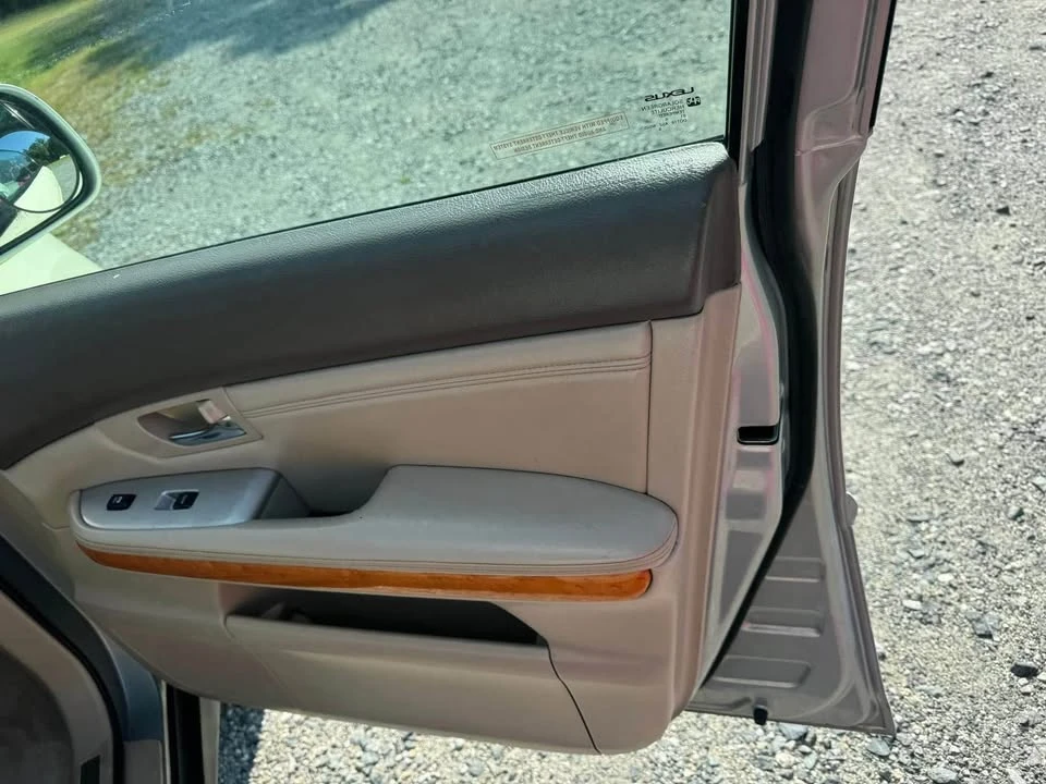 2007 Lexus RX 2nd Gen - Image 13 of 18