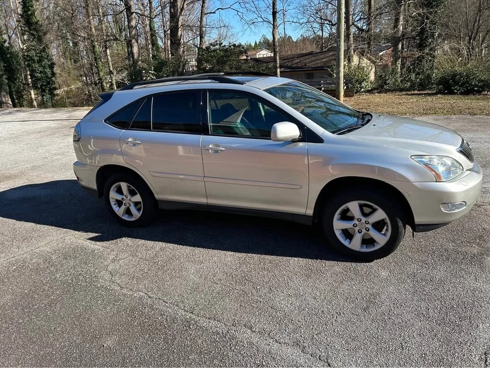 2007 Lexus RX 2nd Gen - Image 3 of 12