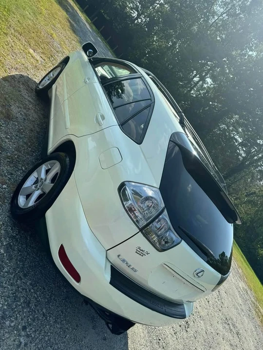 2007 Lexus RX 2nd Gen - Image 15 of 18