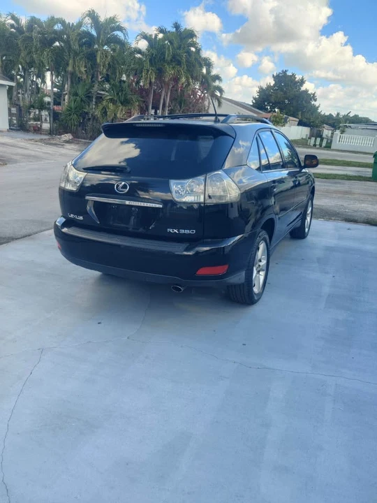 2007 Lexus RX 2nd Gen - Image 12 of 14