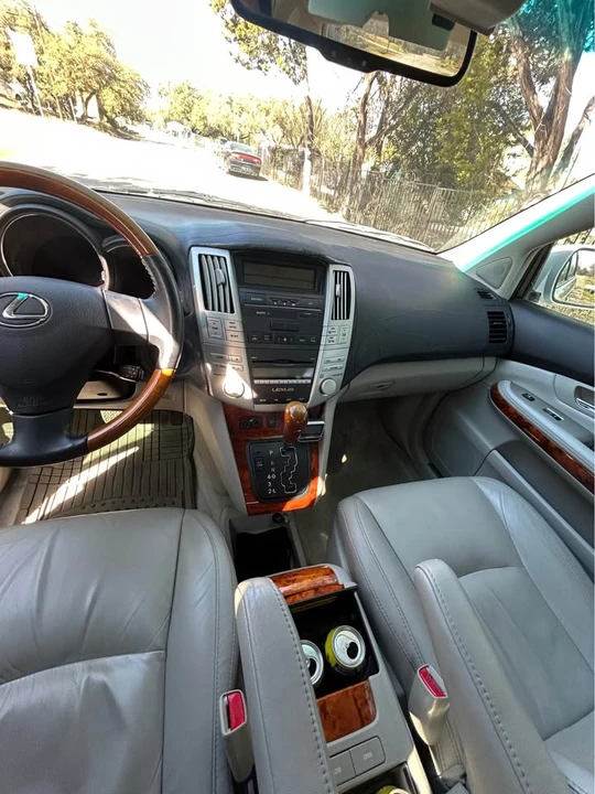 2007 Lexus RX 2nd Gen - Image 9 of 10