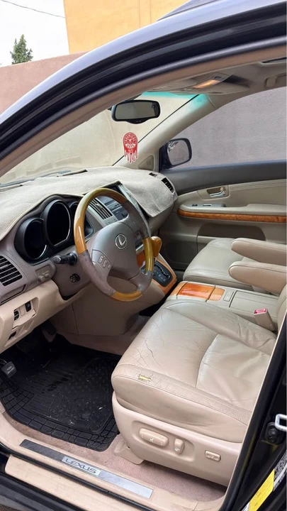 2007 Lexus RX 2nd Gen - Image 5 of 7