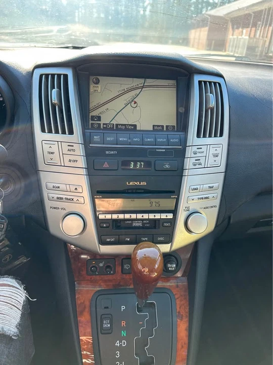 2007 Lexus RX 2nd Gen - Image 11 of 12