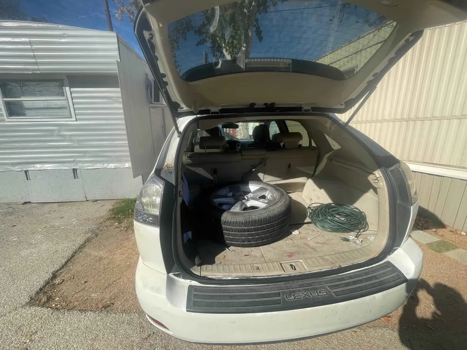 2007 Lexus RX 2nd Gen - Image 4 of 8