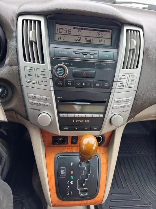 2007 Lexus RX 2nd Gen - Image 7 of 15