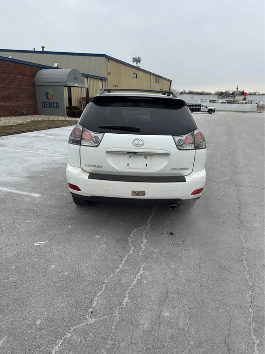 2007 Lexus RX 2nd Gen - Image 3 of 15