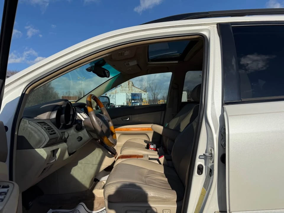 2007 Lexus RX 2nd Gen - Image 8 of 17
