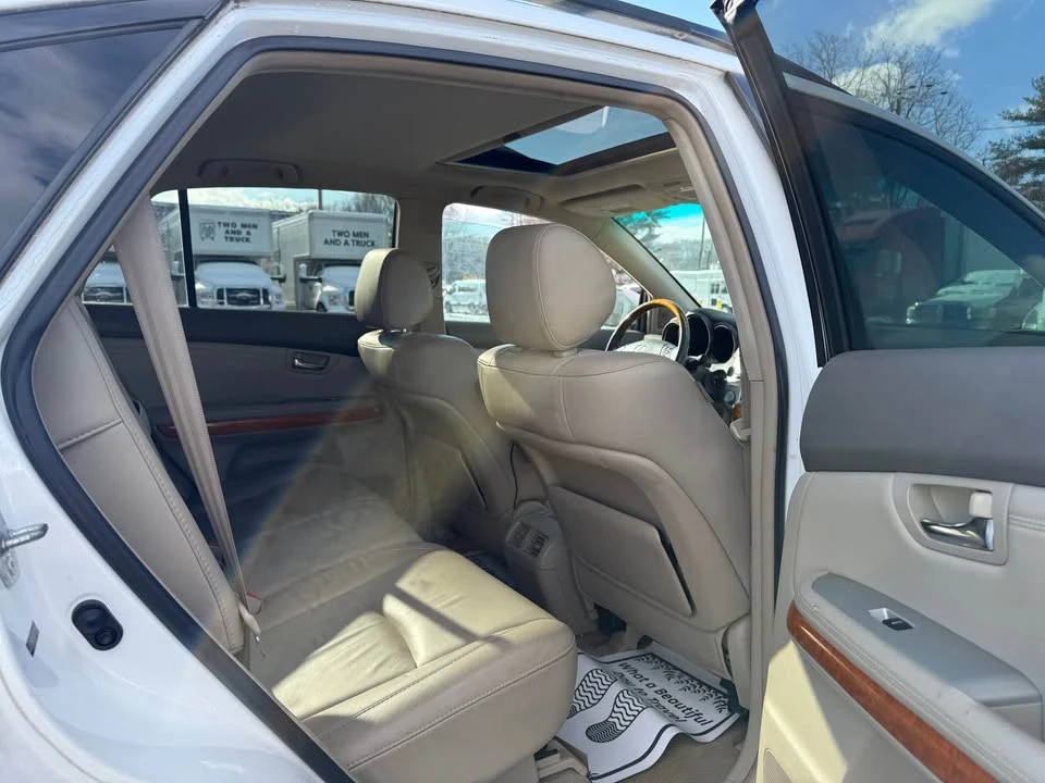 2007 Lexus RX 2nd Gen - Image 13 of 17