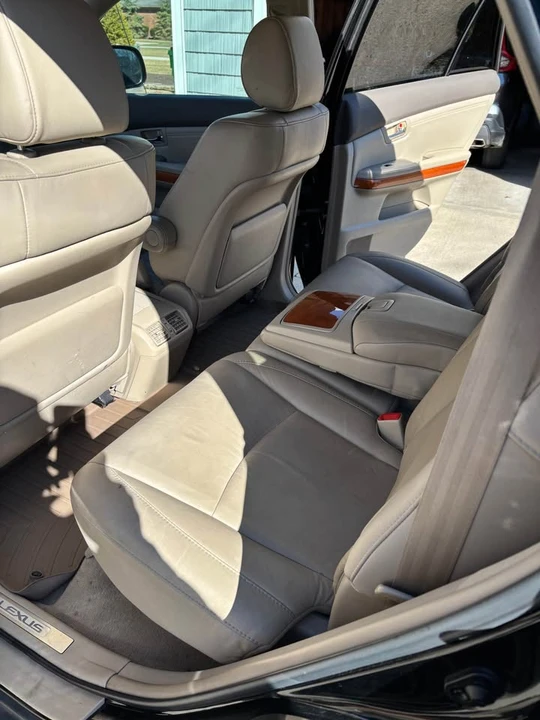 2007 Lexus RX 2nd Gen - Image 8 of 10