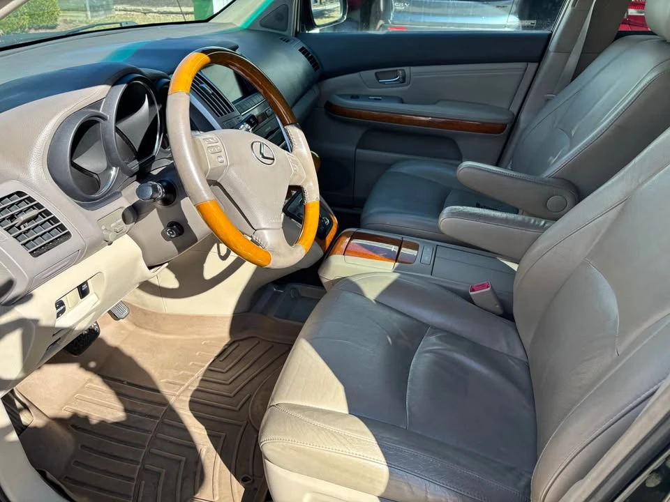 2007 Lexus RX 2nd Gen - Image 6 of 10