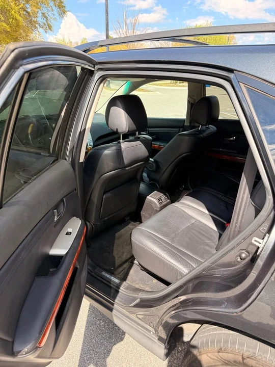 2007 Lexus RX 2nd Gen - Image 8 of 11