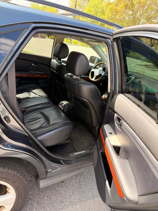 2007 Lexus RX 2nd Gen - Image 7 of 11