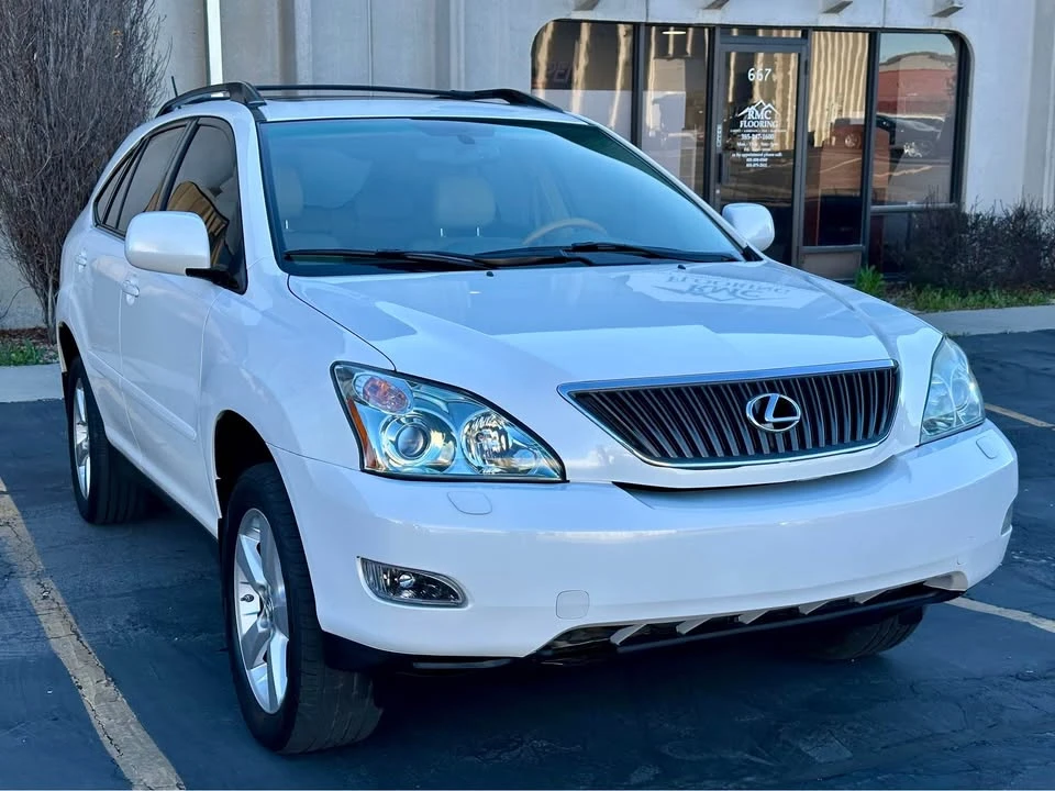 2007 Lexus RX 2nd Gen - Image 3 of 20