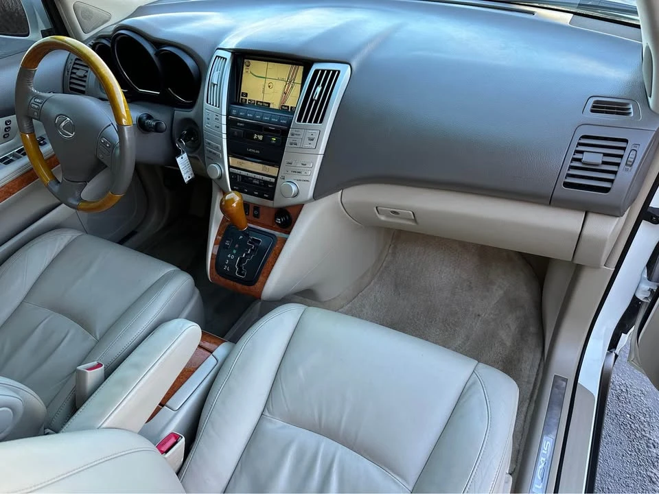 2007 Lexus RX 2nd Gen - Image 17 of 20