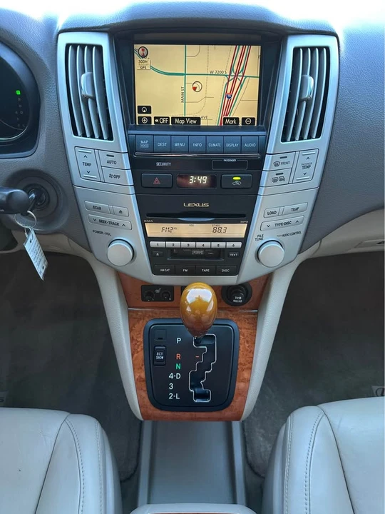 2007 Lexus RX 2nd Gen - Image 12 of 20