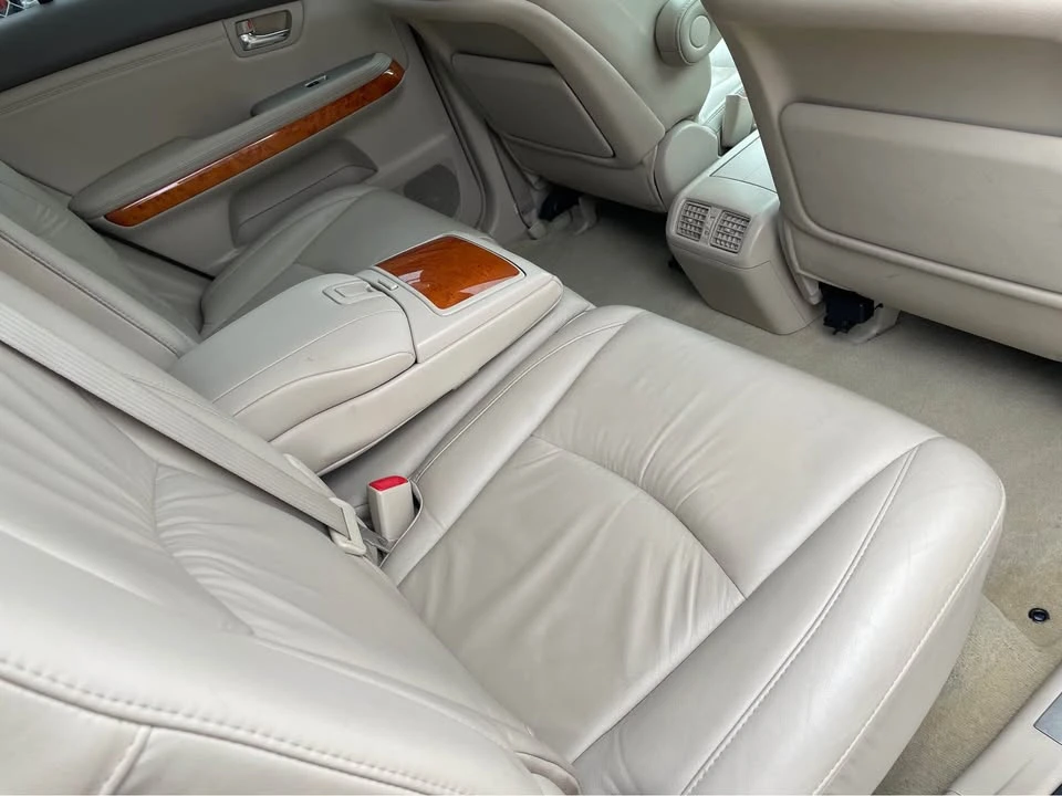 2007 Lexus RX 2nd Gen - Image 10 of 15