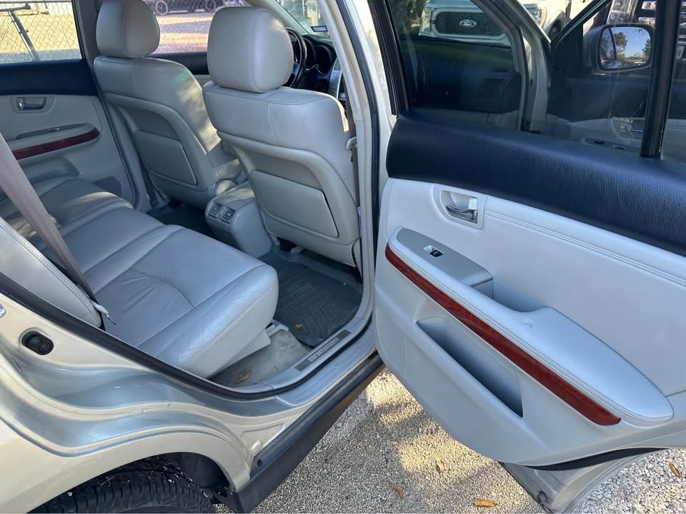 2007 Lexus RX 2nd Gen - Image 6 of 9