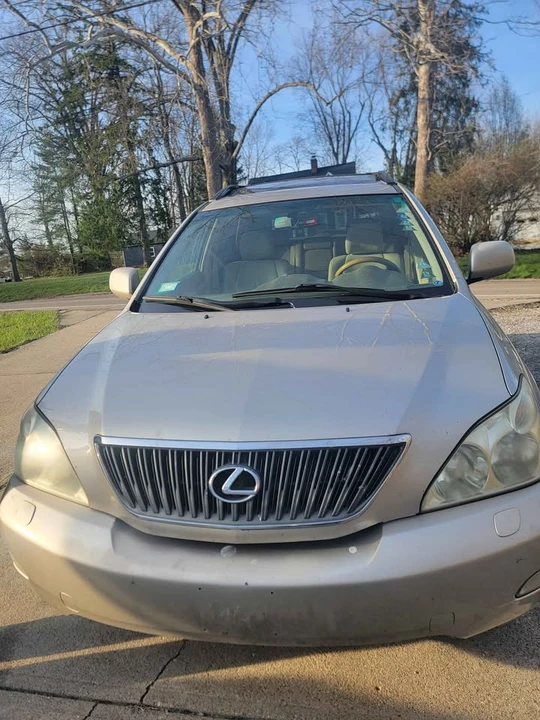 2007 Lexus RX 2nd Gen - Image 2 of 13