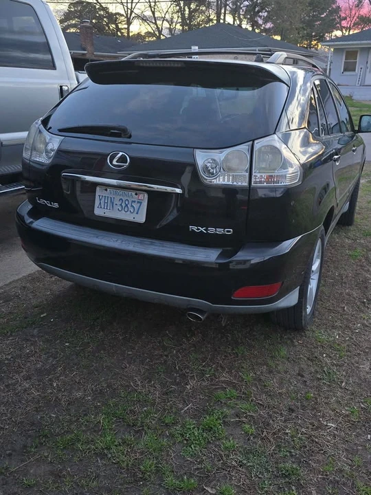 2007 Lexus RX 2nd Gen - Image 2 of 4