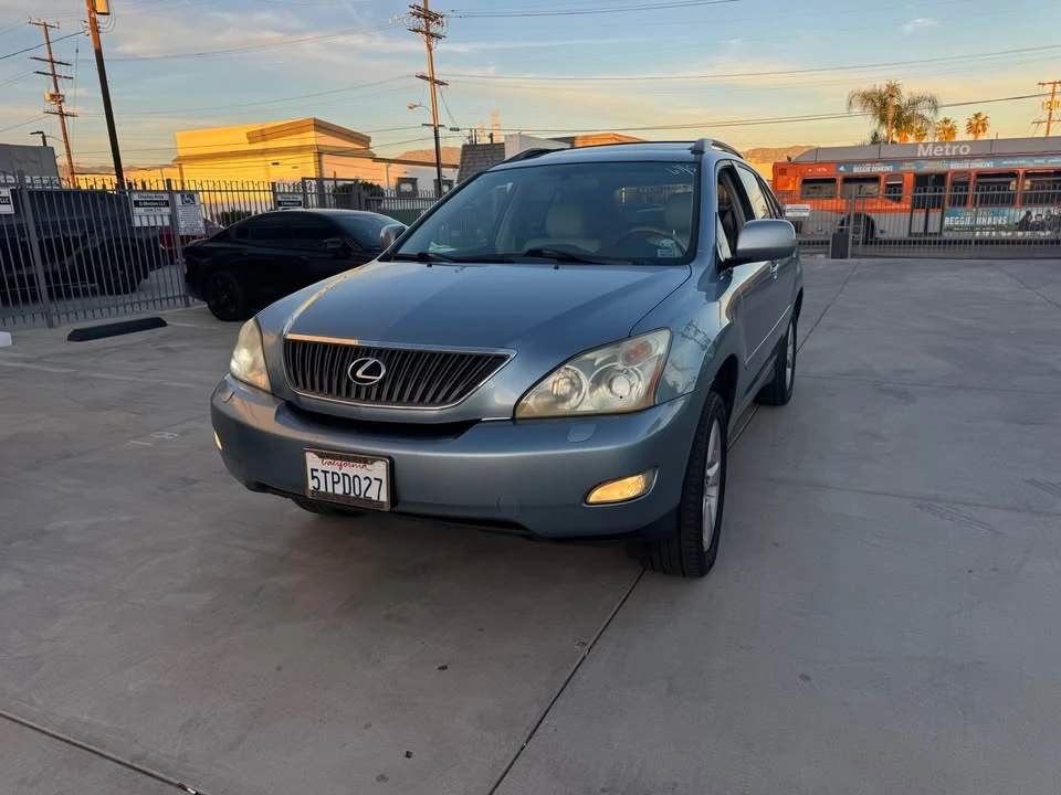 2007 Lexus RX 2nd Gen - Image 11 of 19
