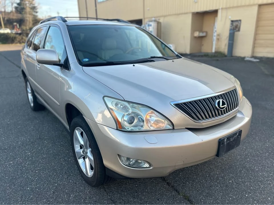 2007 Lexus RX 2nd Gen - Image 2 of 9