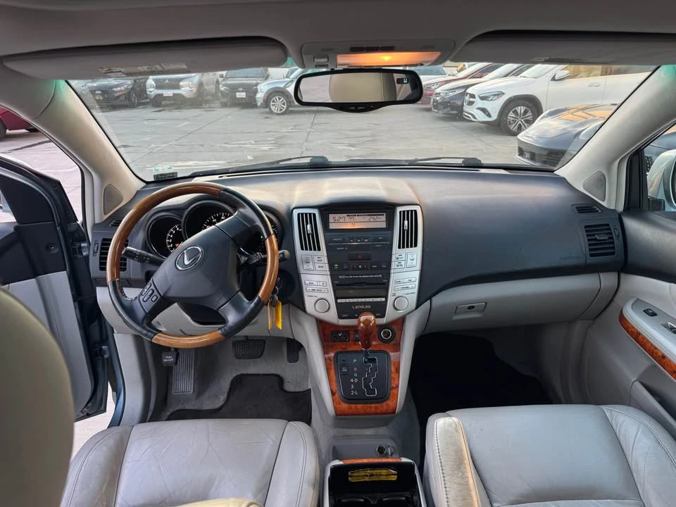 2007 Lexus RX 2nd Gen - Image 14 of 19