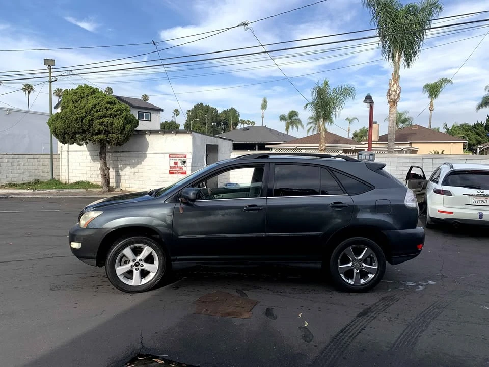 2007 Lexus RX 2nd Gen - Image 2 of 9