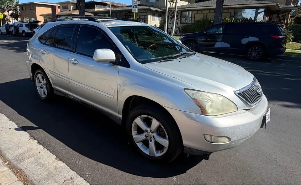 2007 Lexus RX 2nd Gen - Image 2 of 8