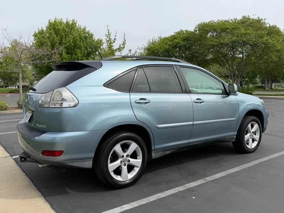 2007 Lexus RX 2nd Gen - Image 3 of 13