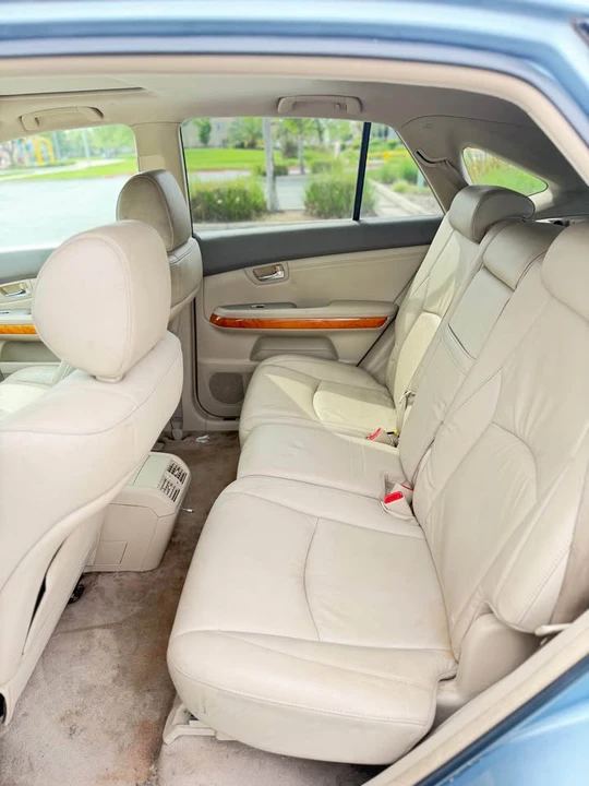 2007 Lexus RX 2nd Gen - Image 8 of 13