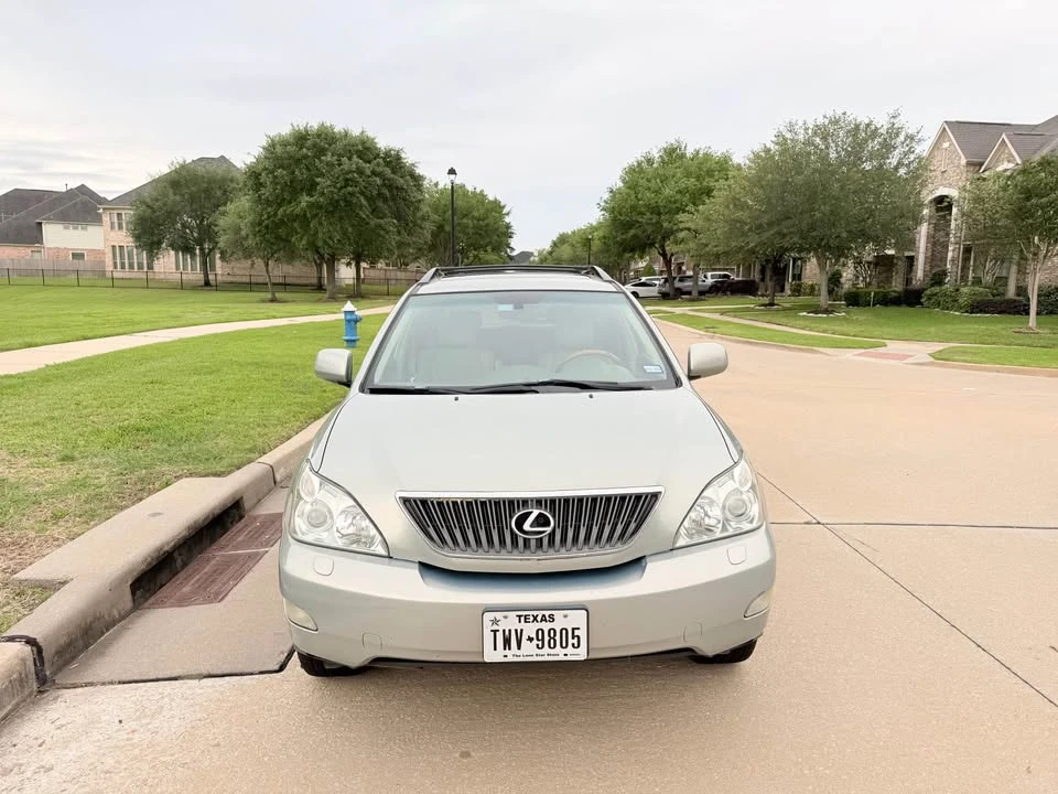 2007 Lexus RX 2nd Gen - Image 8 of 17