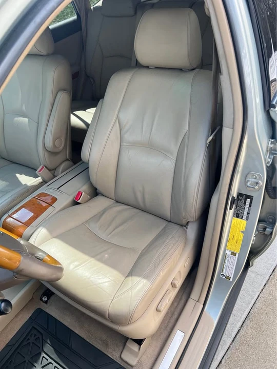 2007 Lexus RX 2nd Gen - Image 11 of 13