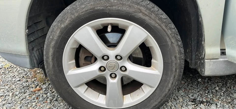 2007 Lexus RX 2nd Gen - Image 18 of 20