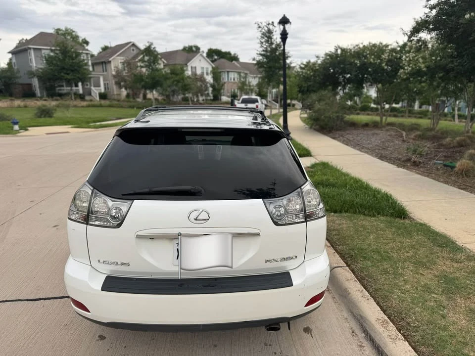 2007 Lexus RX 2nd Gen - Image 10 of 14