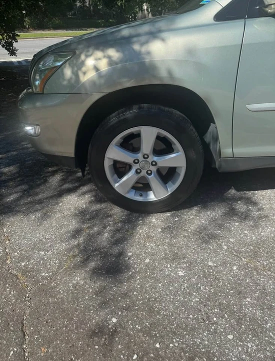 2007 Lexus RX 2nd Gen - Image 6 of 13