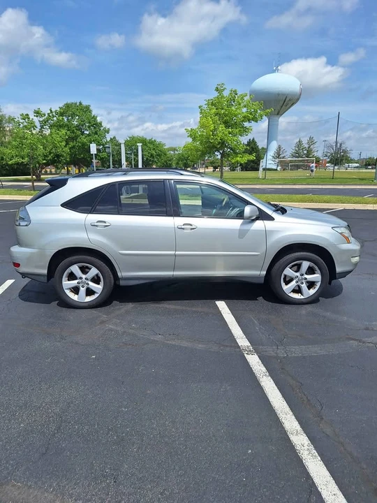 2007 Lexus RX 2nd Gen - Image 3 of 13