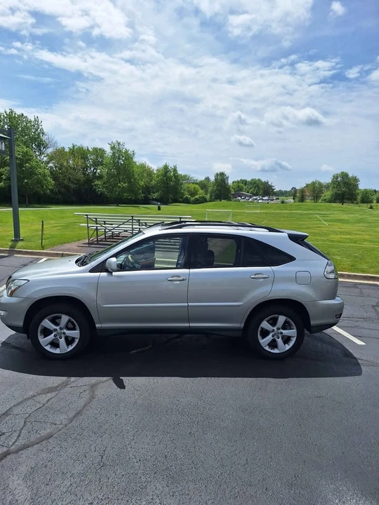 2007 Lexus RX 2nd Gen - Image 4 of 13