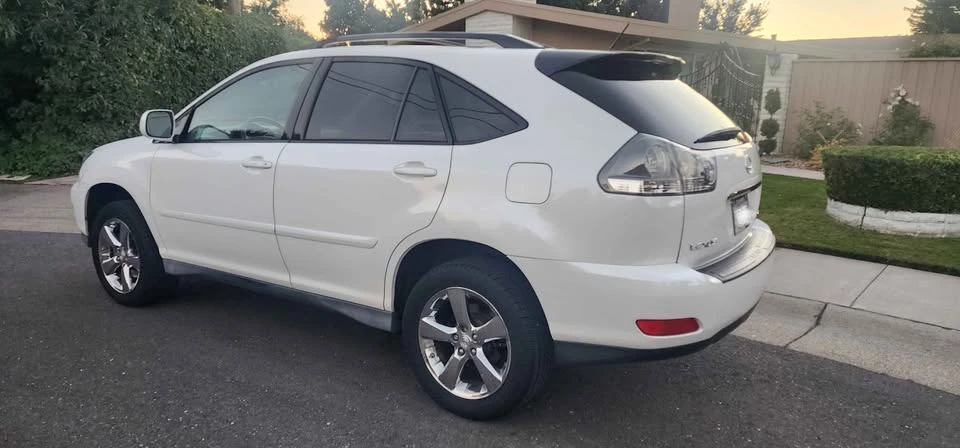 2007 Lexus RX 2nd Gen - Image 5 of 13