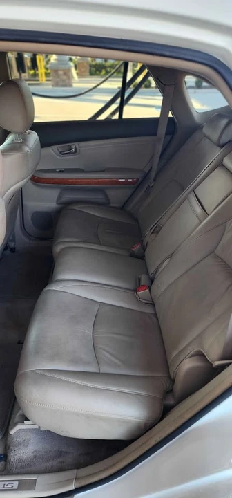2007 Lexus RX 2nd Gen - Image 8 of 13