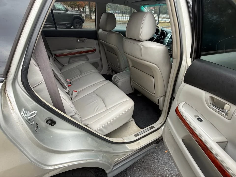 2007 Lexus RX 2nd Gen - Image 8 of 12