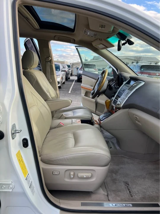 2007 Lexus RX 2nd Gen - Image 6 of 17