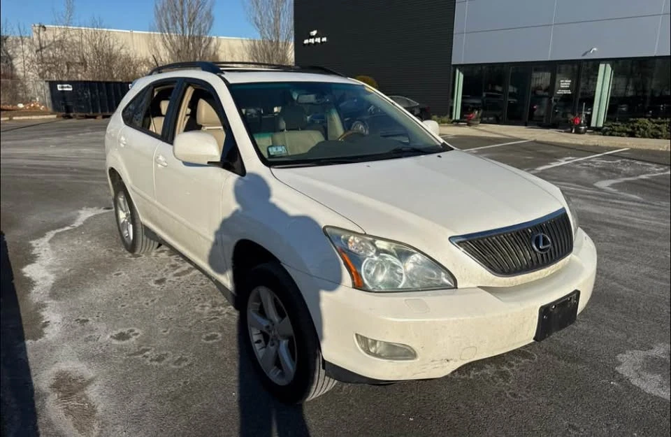 2007 Lexus RX 2nd Gen - Image 2 of 8