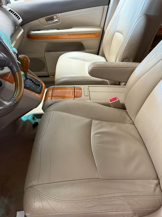 2007 Lexus RX 2nd Gen - Image 7 of 9